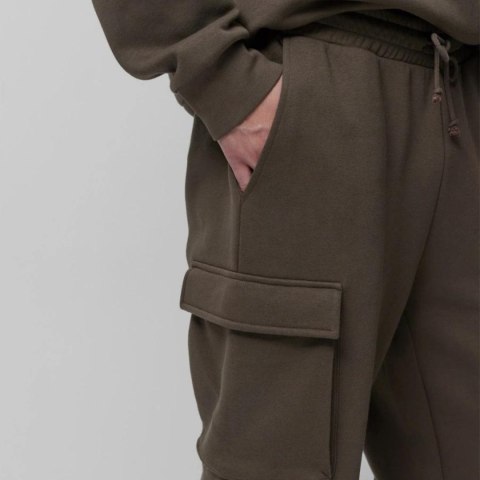 Spodnie męskie Outhorn M513 khaki OTHAW23TTROM513 43S Spodnie męskie Outhorn M513 khaki OTHAW23TTROM513 43S